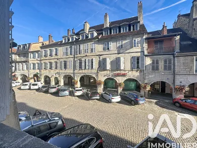 Apartment in Lons-le-Saunier (39000)