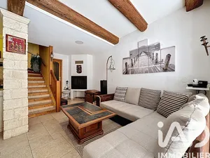 Village house at Corneilhan (34490)