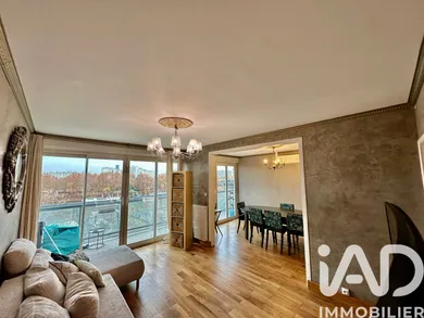 Apartment in Asnières-sur-Seine (92600)