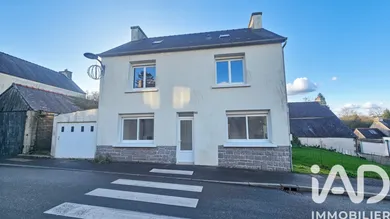 Maison de village à Lannéanou (29640)