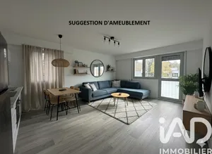 Apartment at Orsay (91400)