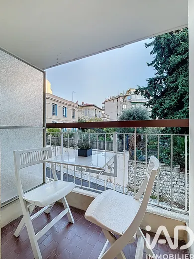 Apartment in Nice (06100)