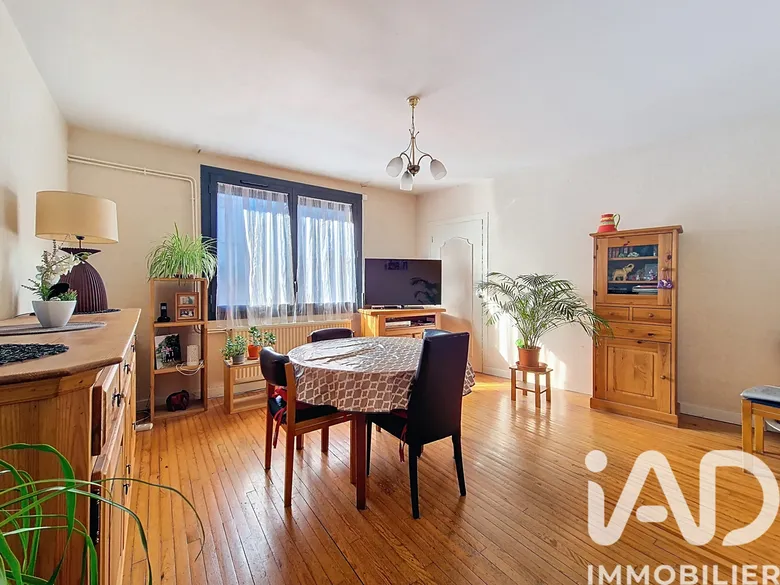 Appartement 4 pièces 74 m² · à Le Puy en Velay · 74 m² · 105 000 €