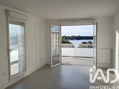 Appartement à Bordeaux (33300)