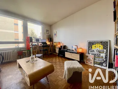 Apartment in Les Lilas (93260)