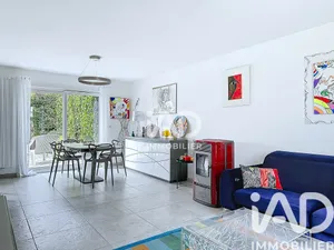 House at Auteuil (78770)