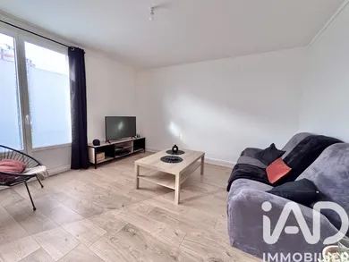 Apartment in Saint-Étienne (42000)
