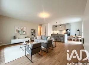 Apartment at La Queue-en-Brie (94510)