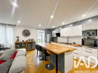 Apartment in Vert-Saint-Denis (77240)