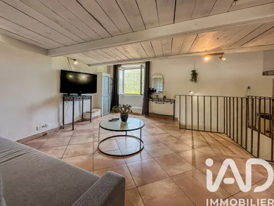 Apartment in Claviers (83830)