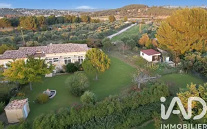 Traditional house at Velaux (13880)
