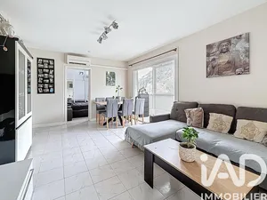Apartment in Menton (06500)