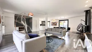 House at Élancourt (78990)