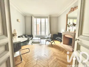 Apartment at Paris (75016)