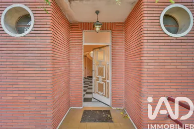 House at Ville-d'Avray (92410)