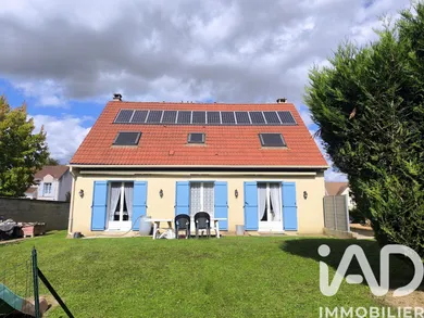 Traditional house at Saint-Pathus (77178)