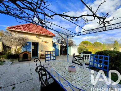 Maison traditionnelle à BEAUMONT DE PERTUIS (84120)