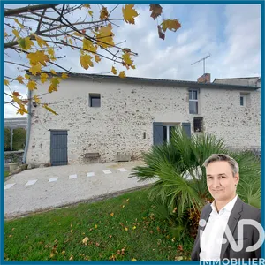 Longere at Trémentines (49340)