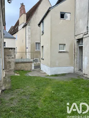 Immeuble à Issoudun (36100)