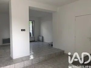 Building at Caudry (59540)