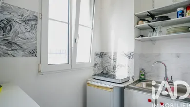 Apartment in Paris (75015)