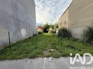 Building plot in Bordeaux (33100)