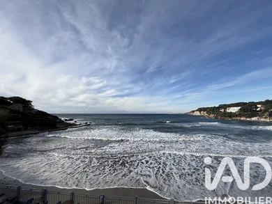 Apartment in Sanary-sur-Mer (83110)