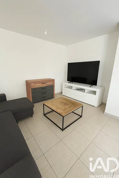 Apartment in Saint-Florent-sur-Cher (18400)