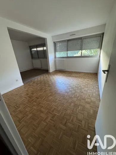 Apartment in Bordeaux (33200)