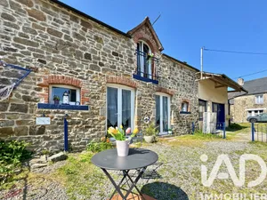 Village house at Cherrueix (35120)