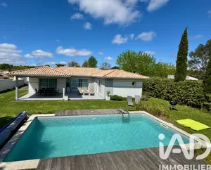 House in Sainte-Hélène (33480)