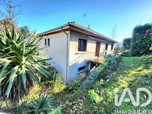 House at Rive-de-Gier (42800)