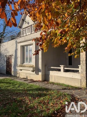 Traditional house at Chartrettes (77590)