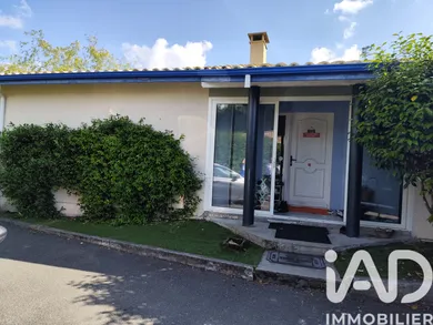 House at Marcheprime (33380)