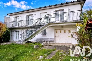 Maison à Coteaux-du-Blanzacais (16250)