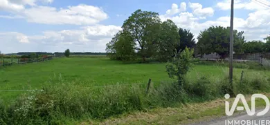 Building plot in Huisseau-sur-Mauves (45130)