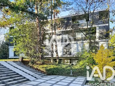 Apartment in Boulogne-Billancourt (92100)