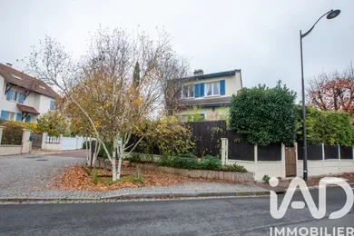 House at Rueil-Malmaison (92500)