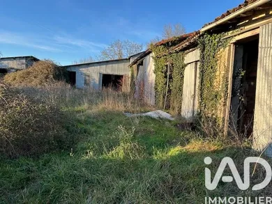 Maison de campagne à Saint-Coutant (79120)