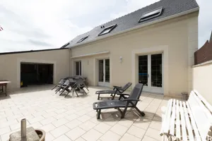 Maison à Les Bordes (45460)