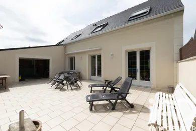 Maison à Les Bordes (45460)