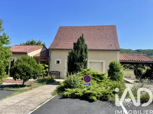 House at Saint-Cybranet (24250)