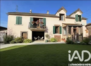 Village house at Arces-Dilo (89320)