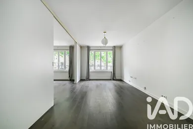 Appartement à Paris (75007)