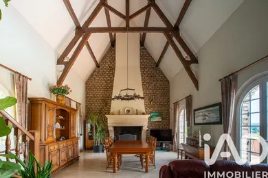 Maison à Le Mont-Saint-Adrien (60650)