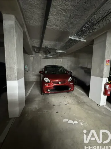 Parking à Bordeaux (33000)