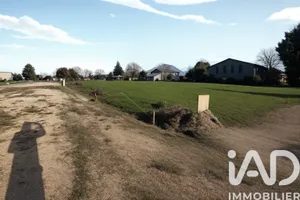 Building plot at Séris (41500)