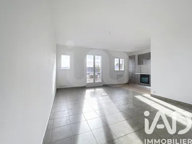Appartement à Pontault-Combault (77340)
