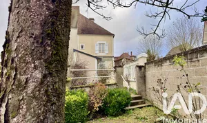 House at Vermenton (89270)