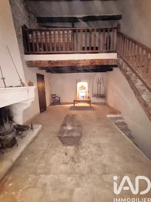 Maison de village à Saint-Étienne-les-Orgues (04230)
